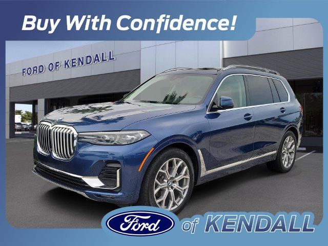 Used 2021 BMW X7 xDrive40i w/ Premium Package 2 AWD/4WD image 1