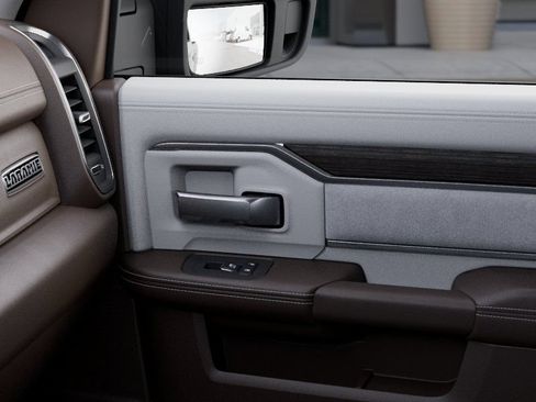 New 2026 RAM 3500 Laramie AWD/4WD image 25