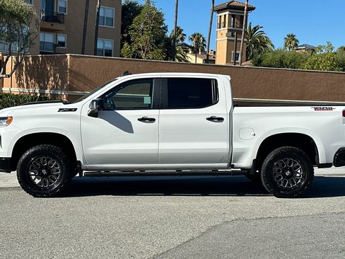 Used 2024 Chevrolet Silverado 1500 LT Trail Boss w/ LT Trail Boss Premium Package image 7