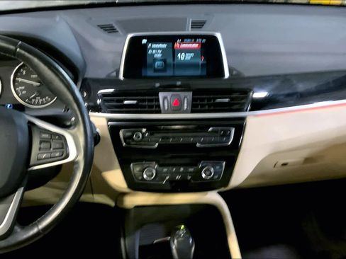 Used 2018 BMW X1 xDrive28i image 6