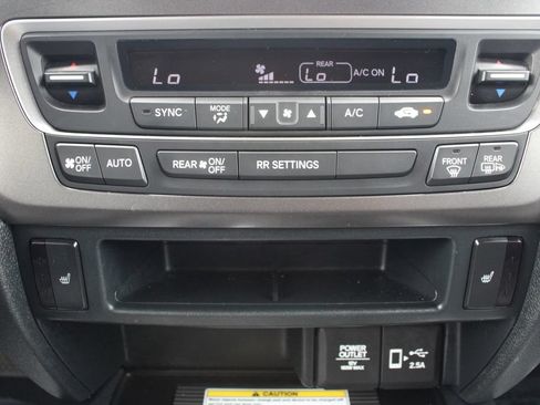 Used 2023 Honda Passport EX-L image 24