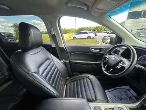 Used 2023 Ford Edge SEL AWD/4WD image 10