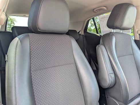 Used 2020 Buick Encore Preferred AWD/4WD image 13