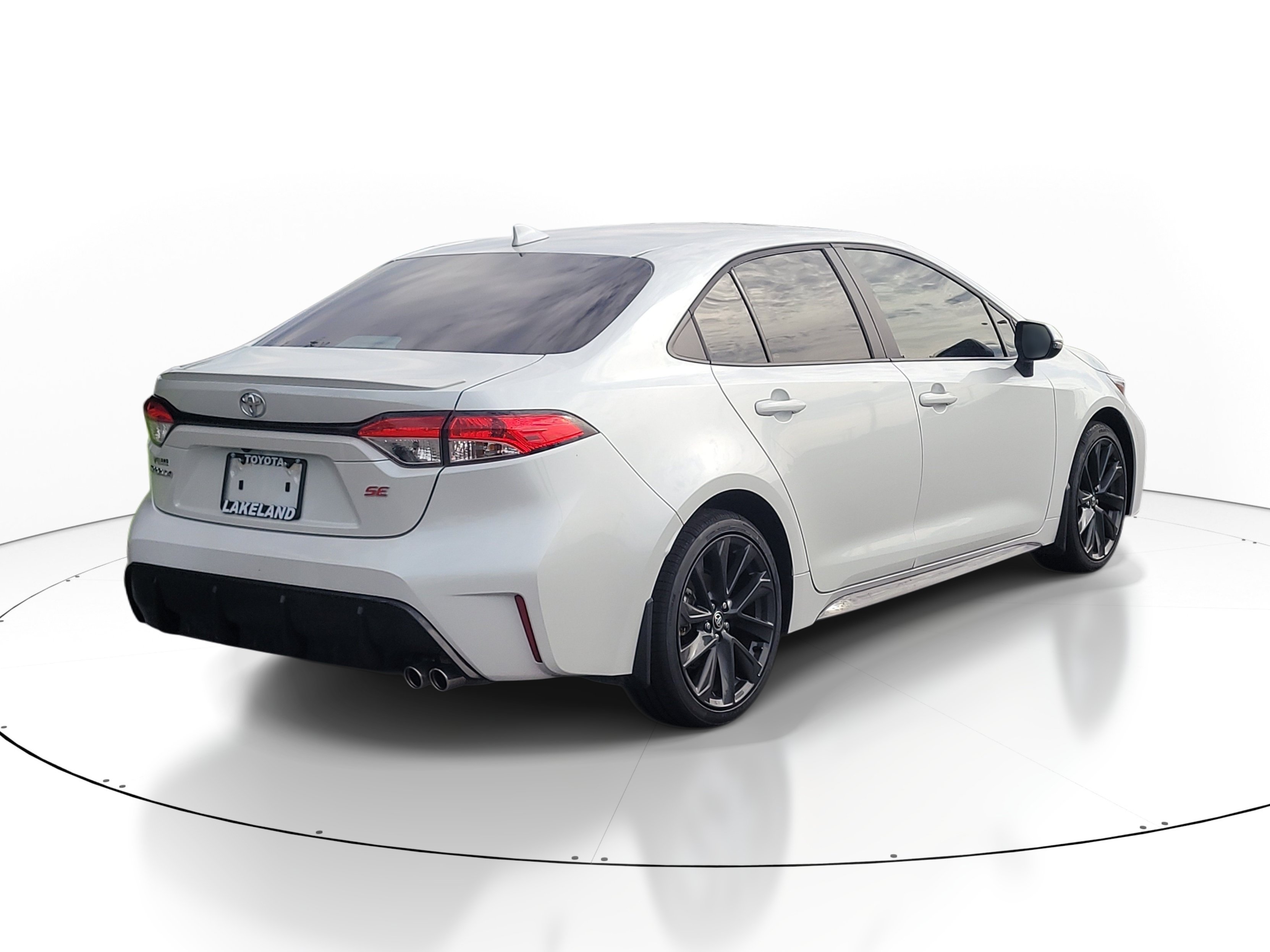 Certified 2026 Toyota Corolla SE FWD image 7