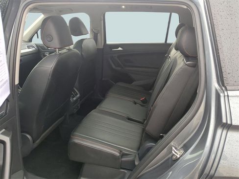 Used 2024 Volkswagen Tiguan Wolfsburg Edition image 22