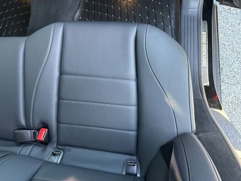 Used 2025 Mercedes-Benz GLE 350 4MATIC image 29