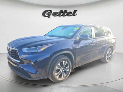 Used 2023 Toyota Highlander XLE