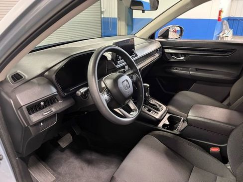 Used 2023 Honda CR-V LX image 23