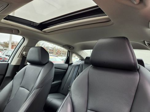 Used 2023 Honda Accord EX-L image 12