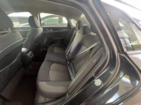 Used 2025 Kia K5 LXS image 23