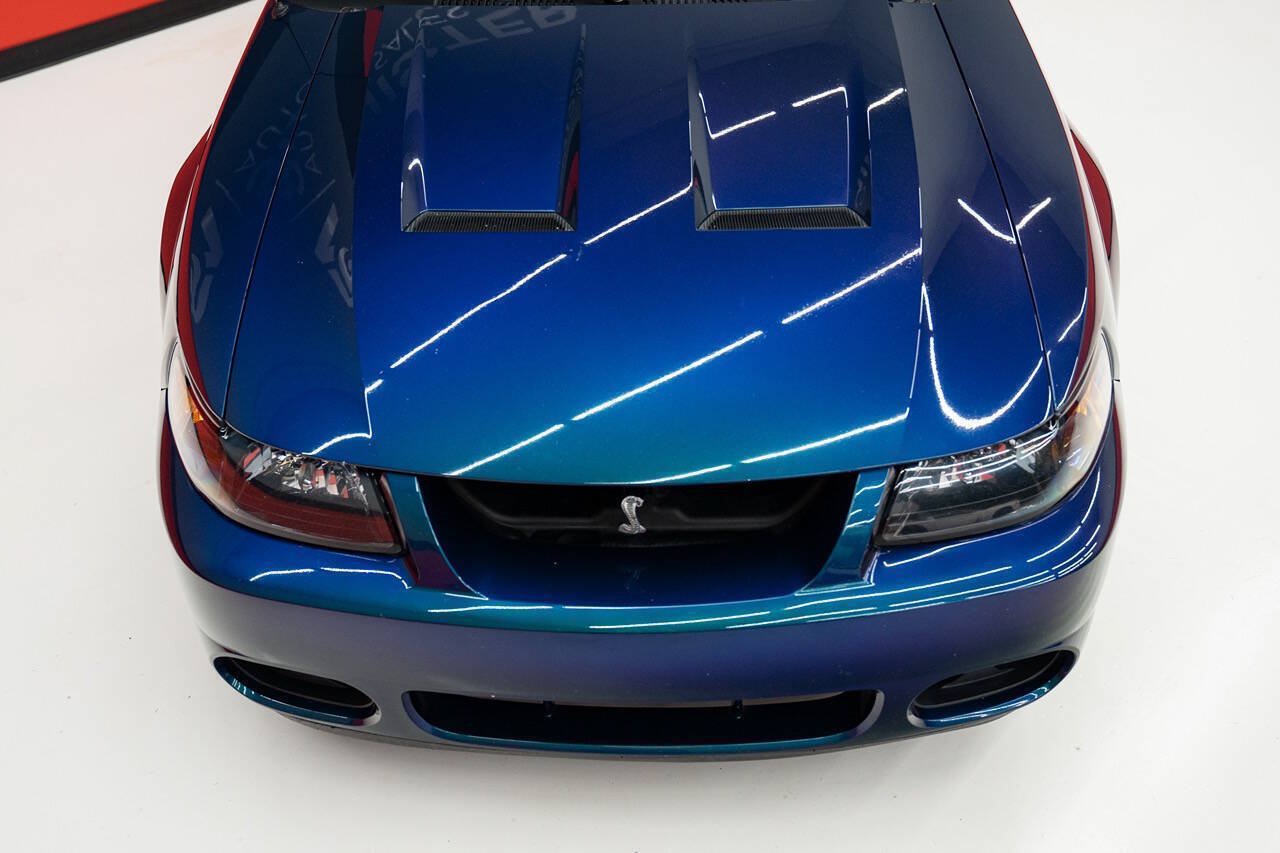 Used 2004 Ford Mustang Cobra RWD image 3