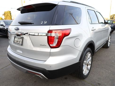 Used 2016 Ford Explorer Limited image 4