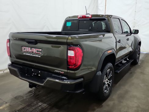 Used 2024 GMC Canyon AT4 w/ AT4 Premium Package AWD/4WD image 3
