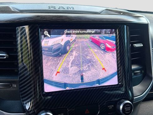 Used 2020 RAM 1500 Laramie RWD image 15