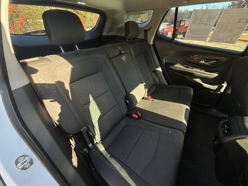 Used 2018 GMC Terrain SLE image 18