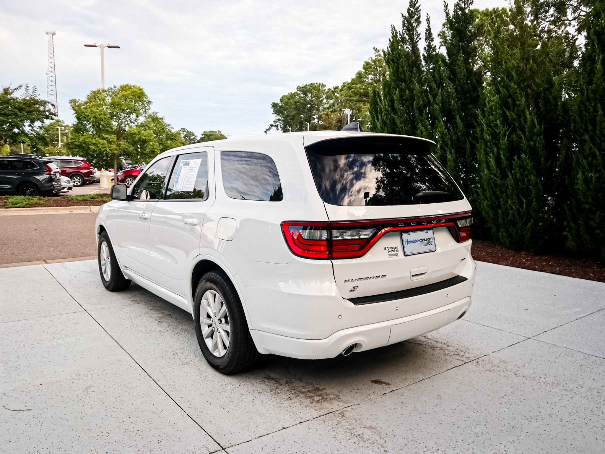 Used 2025 Dodge Durango GT RWD image 8