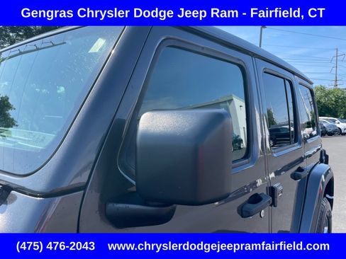 Used 2021 Jeep Wrangler Unlimited Sahara AWD/4WD image 14
