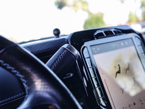 Used 2024 RAM 2500 Rebel w/ Towing Technology Group image 19