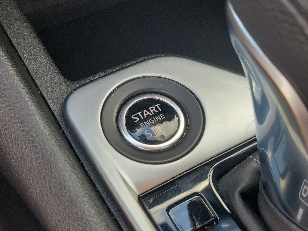 Certified 2024 Nissan Sentra SV FWD image 29