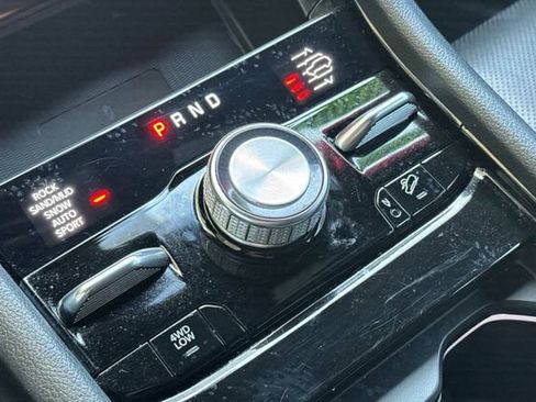 Used 2022 Jeep Grand Cherokee Overland w/ Advanced Protech Group III image 22