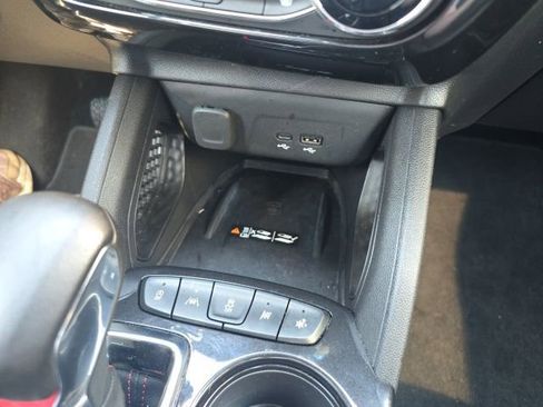 Used 2025 Chevrolet TrailBlazer RS w/ Convenience Package image 21