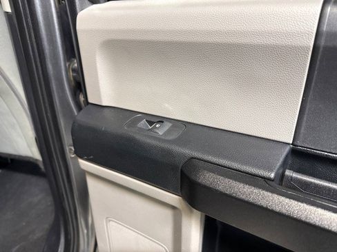 Used 2019 Ford F250 XL w/ STX Appearance Package image 71