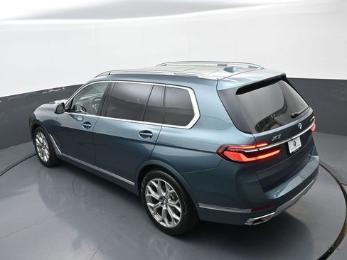 Used 2025 BMW X7 xDrive40i AWD/4WD image 35