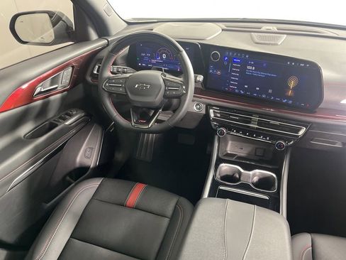 Certified 2024 Chevrolet Traverse RS image 5