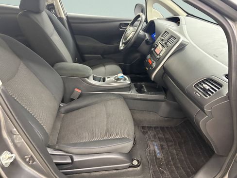 Used 2015 Nissan Leaf S w/ Charge Package image 22