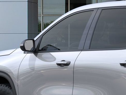 New 2026 Chevrolet Traverse Z71 w/ Enhanced Driving Package AWD/4WD image 12