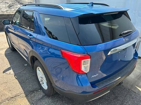 Used 2020 Ford Explorer XLT w/ Equipment Group 202A AWD/4WD image 4