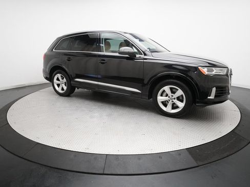 Used 2020 Audi Q7 3.0T Premium AWD/4WD image 37