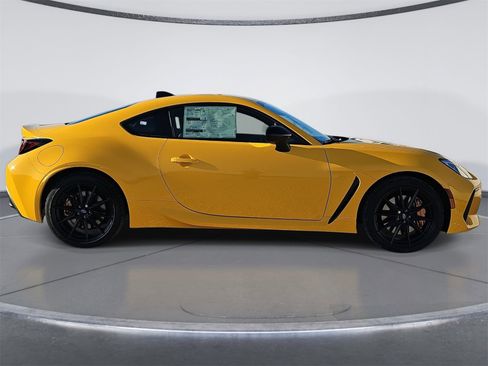New 2026 Subaru BRZ Series.Yellow image 2