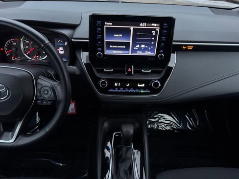 Used 2022 Toyota Corolla SE image 14