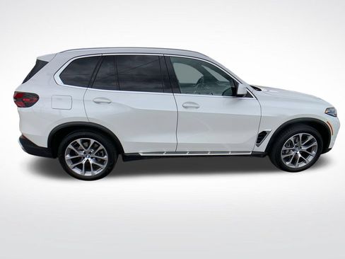 Used 2026 BMW X5 xDrive40i AWD/4WD image 8