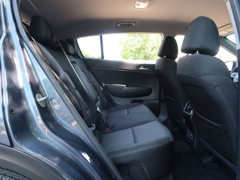 Used 2017 Kia Sportage LX AWD/4WD image 31