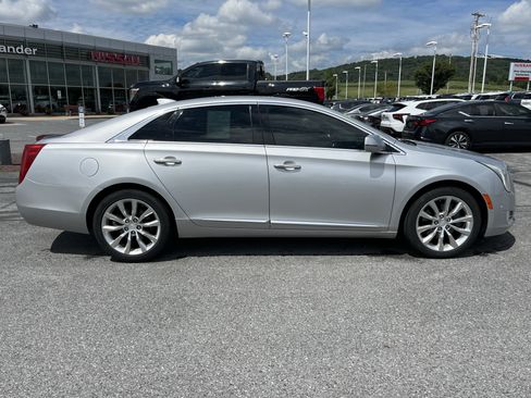 Used 2016 Cadillac XTS Luxury w/ Driver Awareness Package FWD image 2