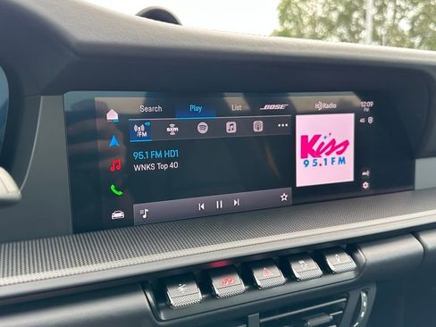 Used 2025 Porsche 911 Carrera image 8