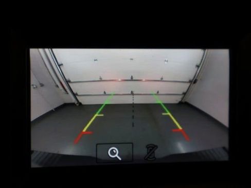 Used 2018 Ford F150 XLT image 23