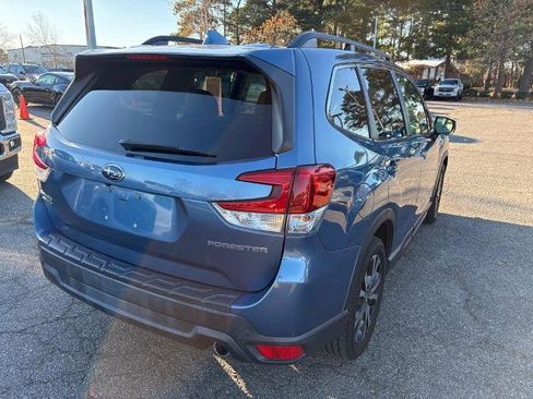 Used 2020 Subaru Forester Limited image 5