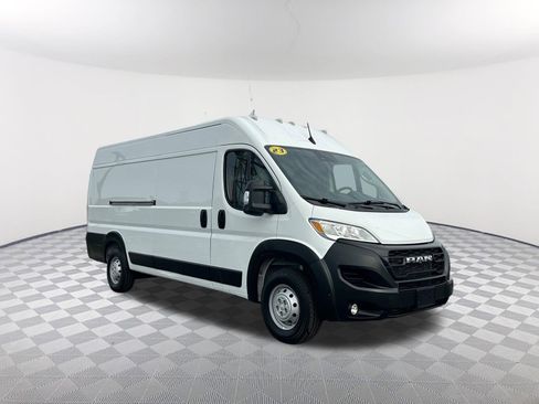 Used 2023 RAM ProMaster 3500 w/ Driver Convenience Group image 4