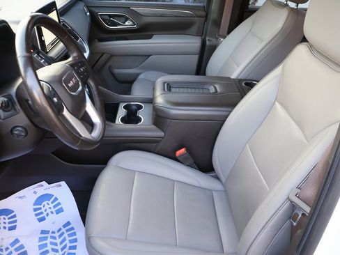 Used 2022 GMC Yukon SLT w/ SLT Luxury Package image 55