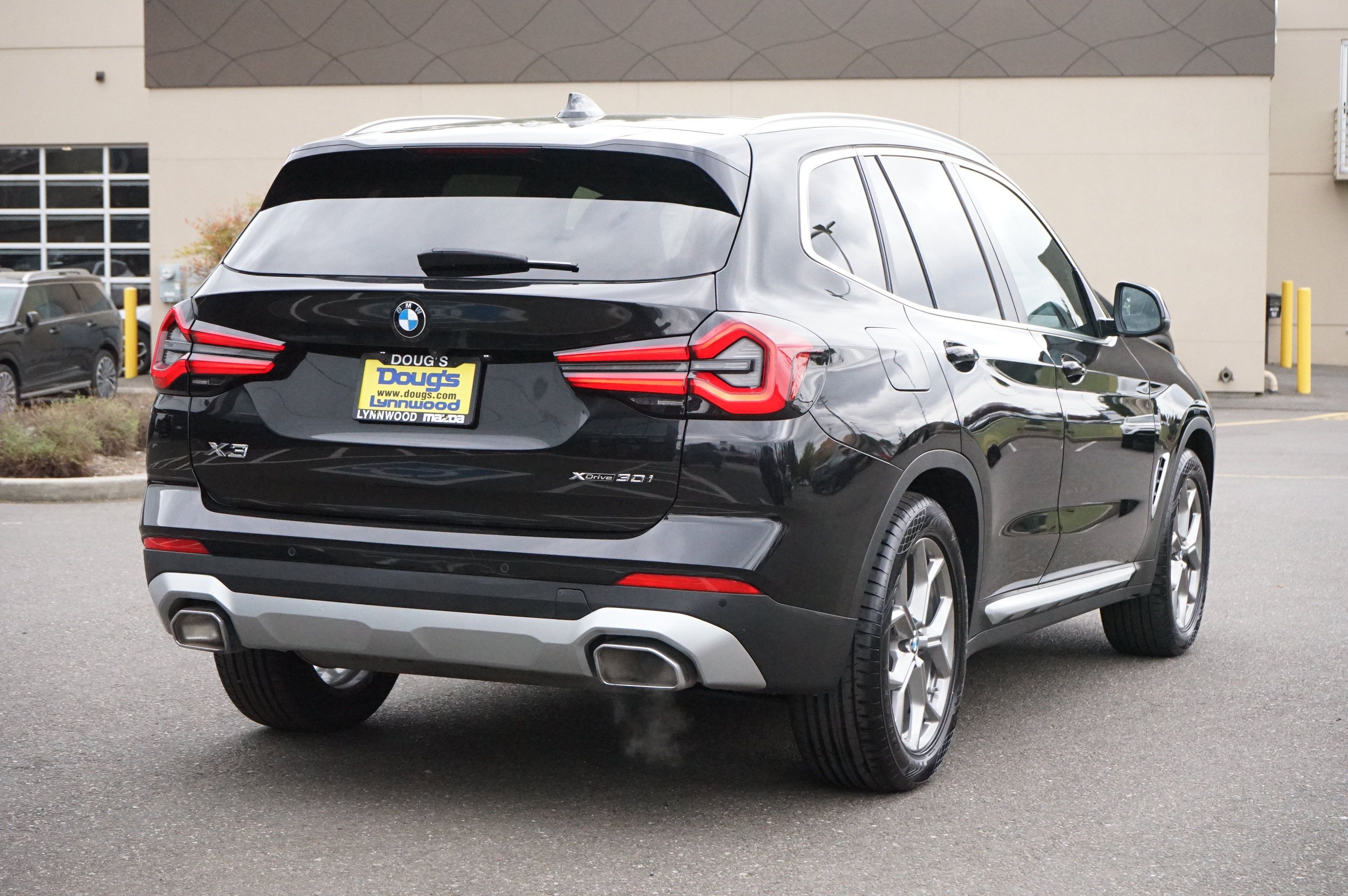 Used 2022 BMW X3 xDrive30i AWD/4WD image 4