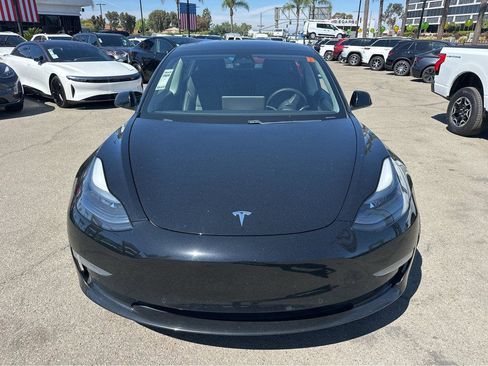 Used 2021 Tesla Model 3 Standard Range Plus image 2