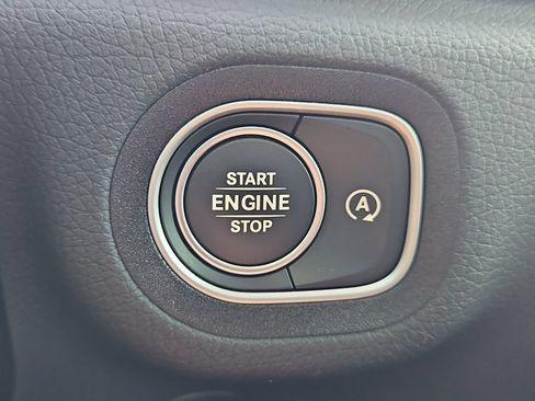 Used 2023 Mercedes-Benz GLE 450 4MATIC image 26