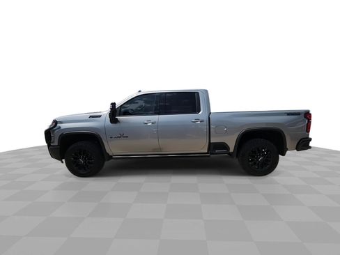 Used 2025 Chevrolet Silverado 2500 LTZ w/ LTZ Plus Package AWD/4WD image 5