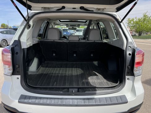Used 2017 Subaru Forester 2.5i Limited AWD/4WD image 19