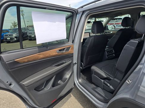 New 2026 Volkswagen Atlas SE AWD/4WD image 34