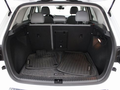 Used 2022 Volkswagen Taos SE image 25