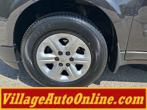 Used 2017 Chevrolet Traverse LS AWD/4WD image 9